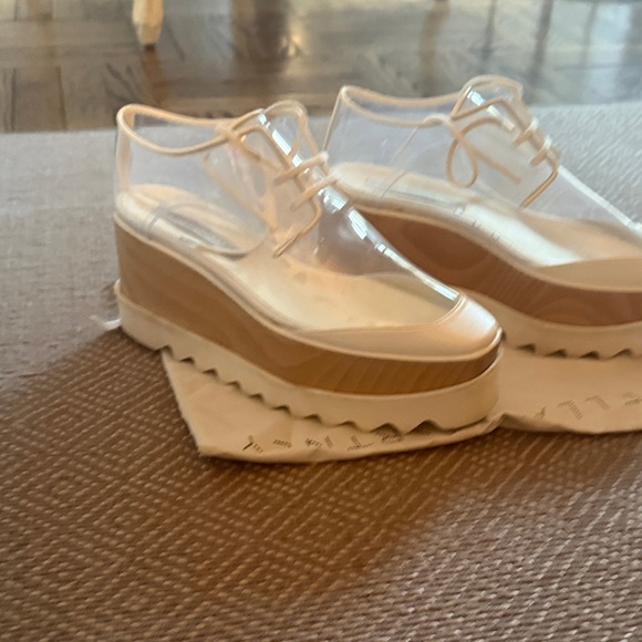Stella McCartney White and Tan Platform Shoes - Picture 2 of 4
